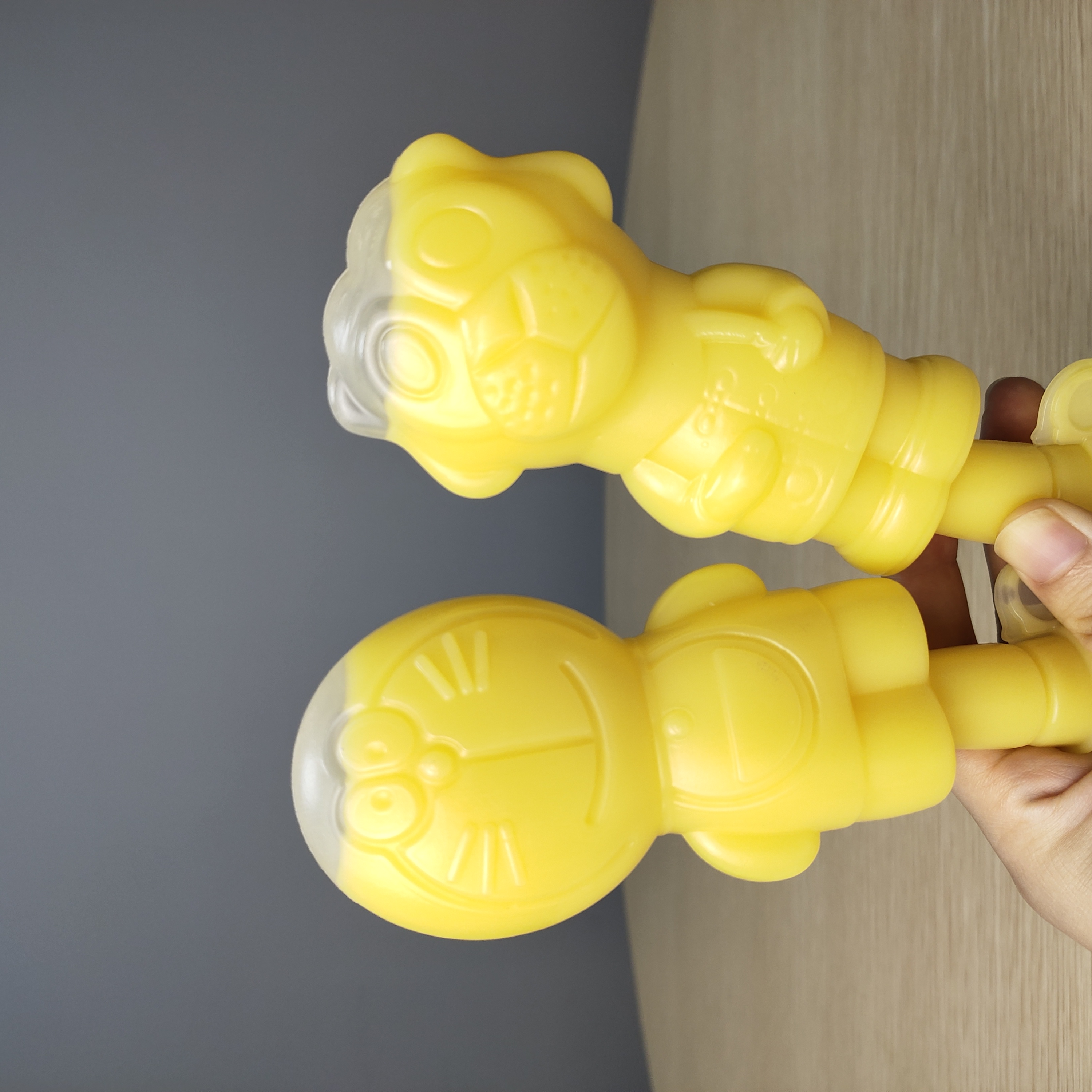 香蕉牛奶挤挤冰